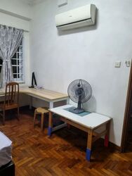 Sea Breeze Avenue (D16), Semi-Detached #529149081